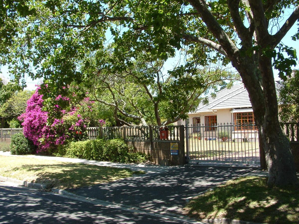 Guest house Abide With Us Cape Town